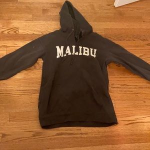 oversized sweatshirt